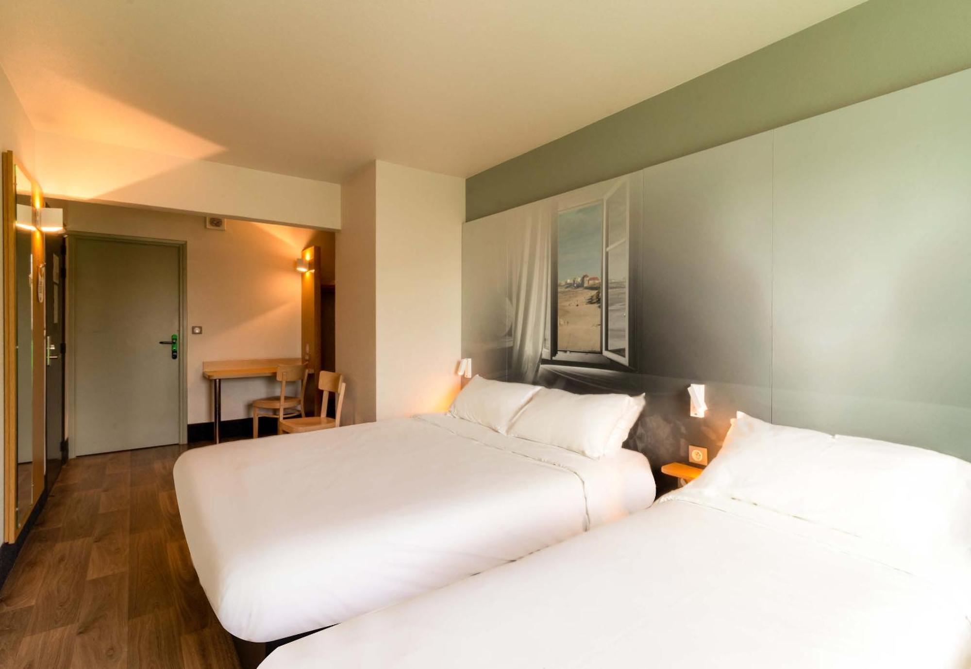 B&B Hotel Dunkerque Centre Gare Dunkirk ภายนอก รูปภาพ