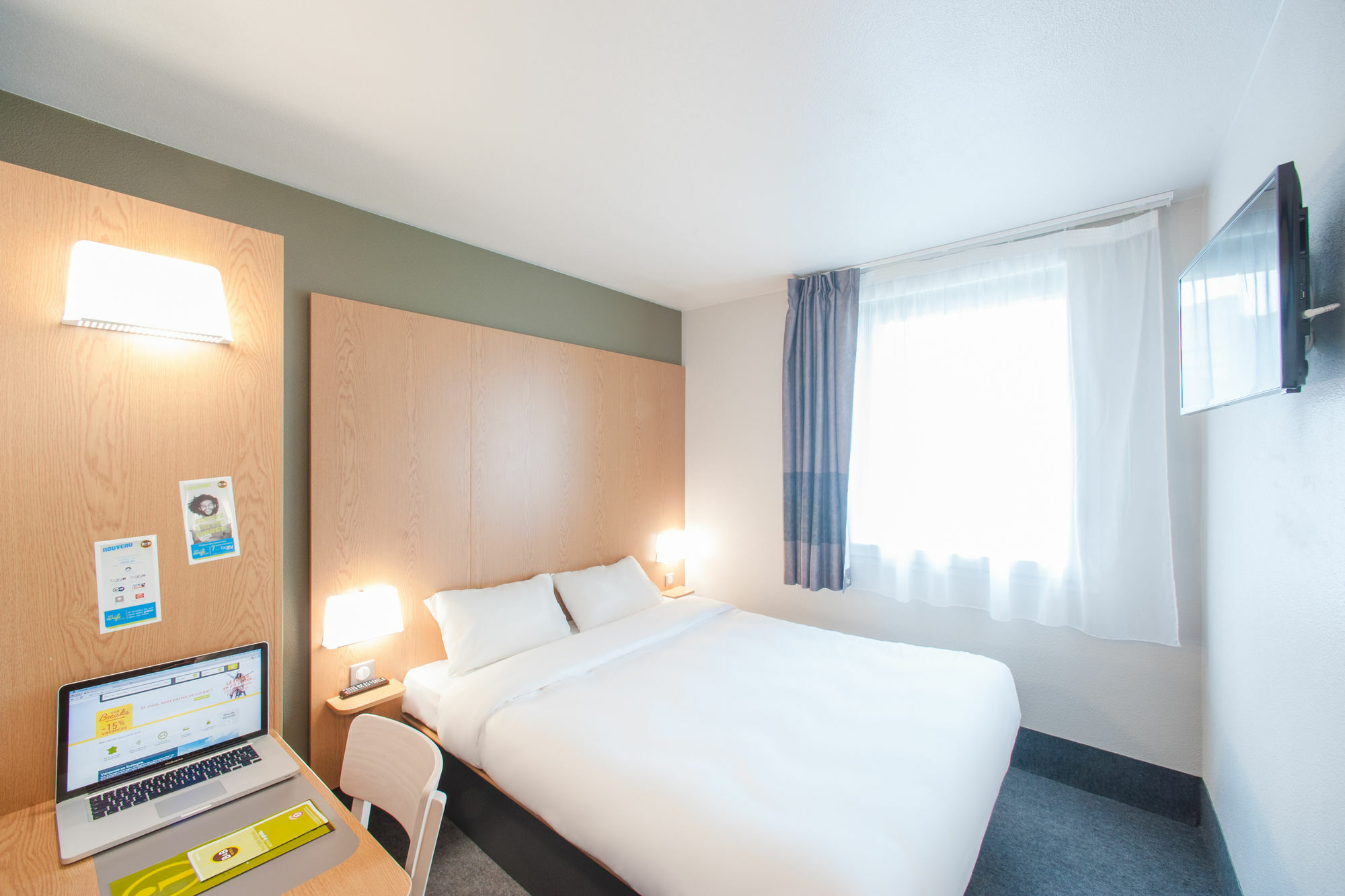 B&B Hotel Dunkerque Centre Gare Dunkirk ภายนอก รูปภาพ